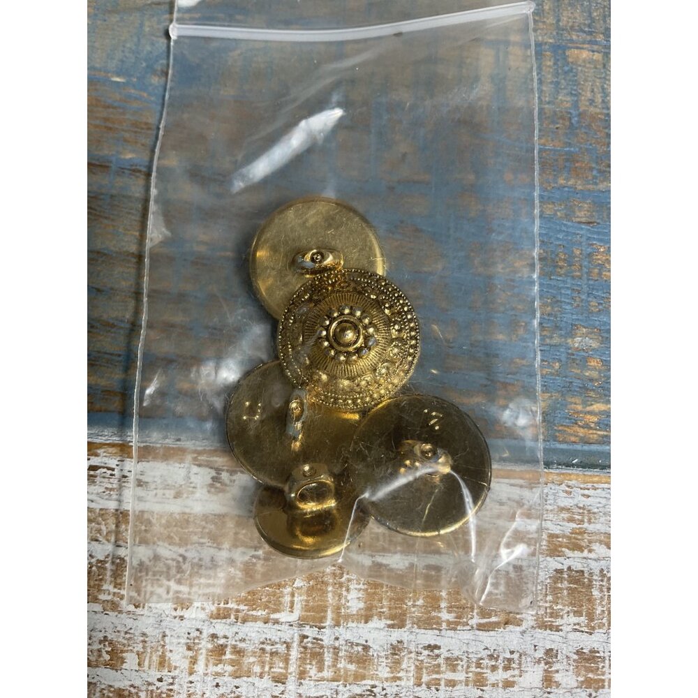 Vintage Gold Tone Set Of 5 Buttons